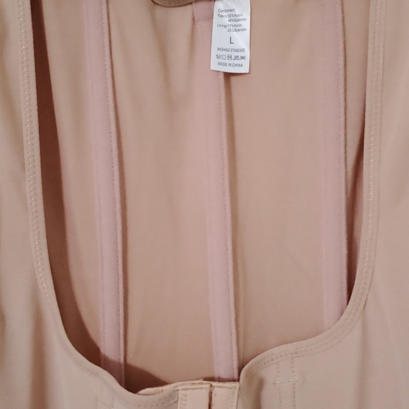 Body Shaper - Picture 4 of 6